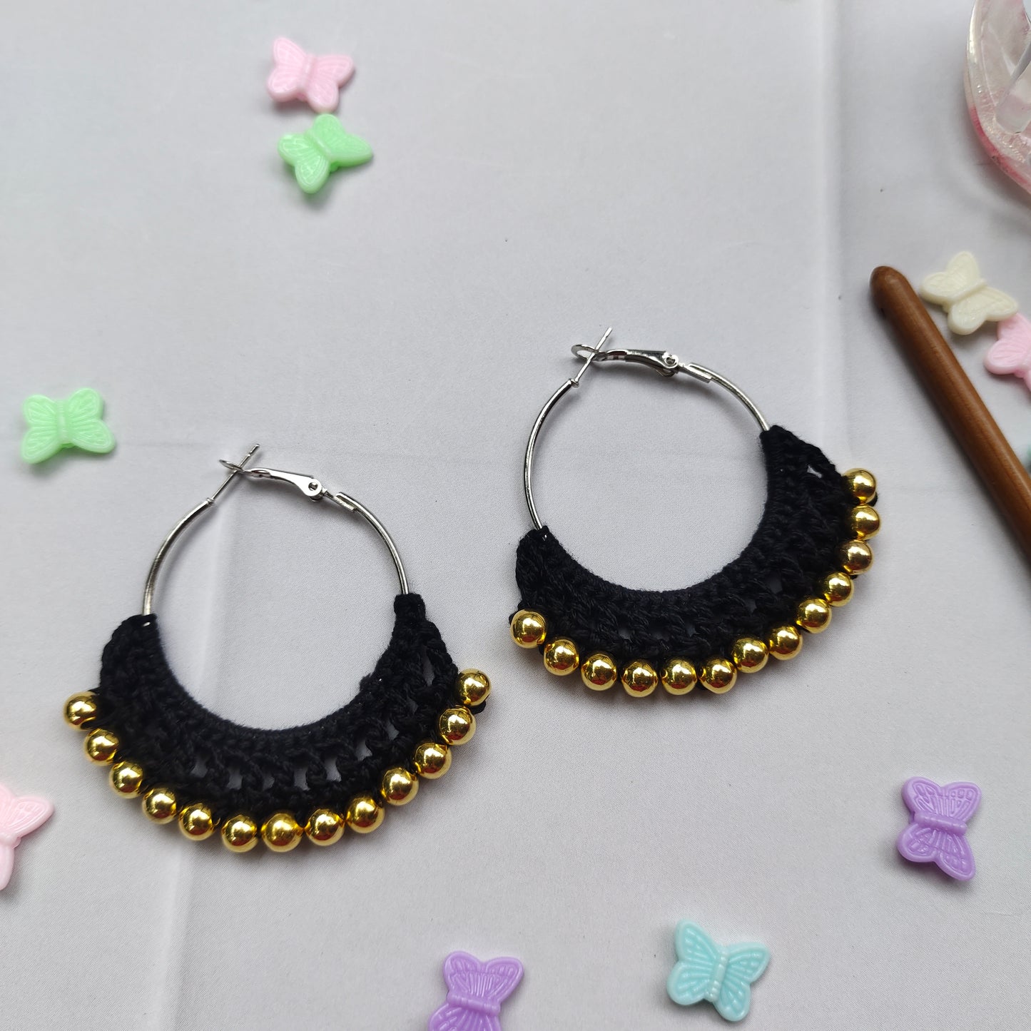 Crochet hoop earrings : Lightweight handmade jewelry
