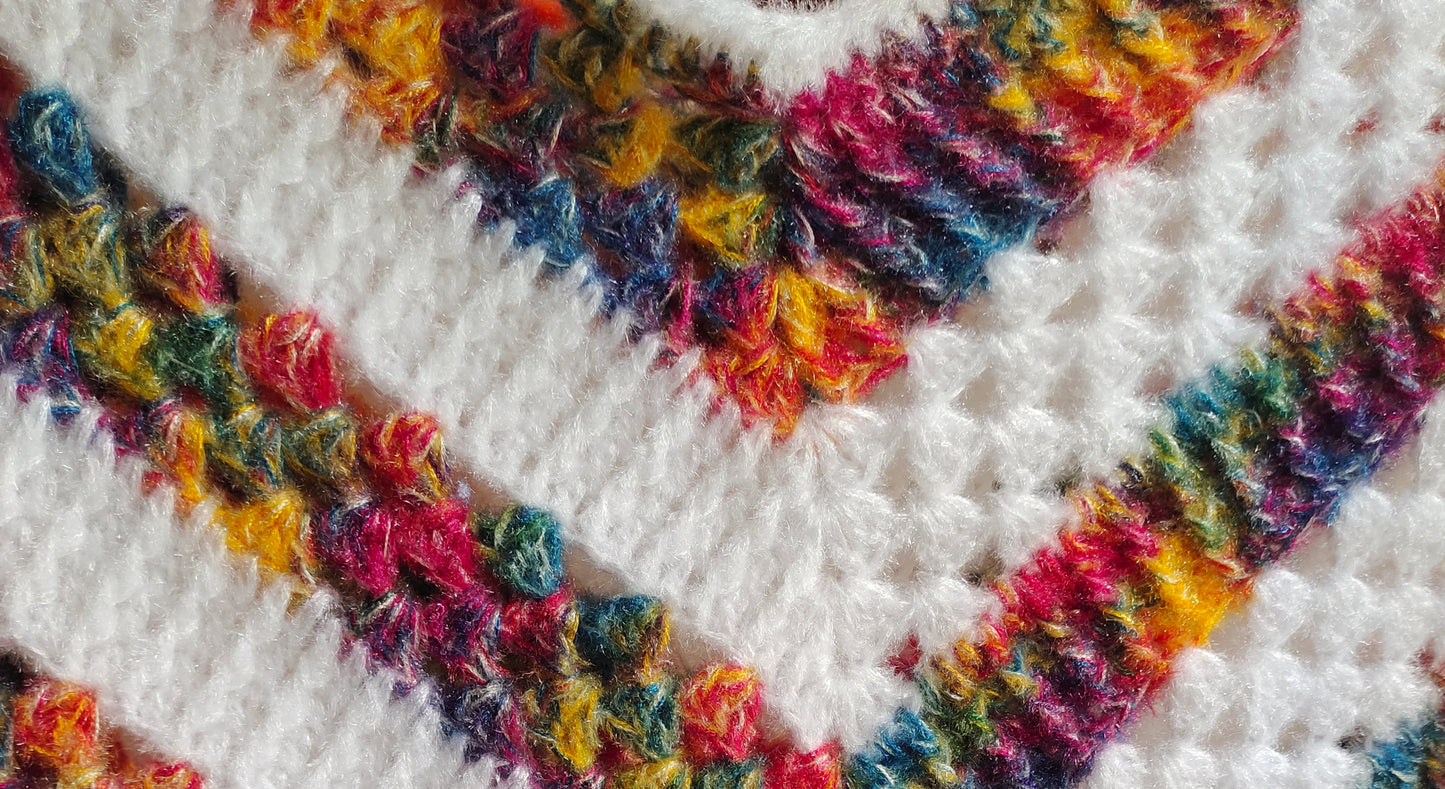 Crochet stylish poncho : crochet cape : crochet wrap.