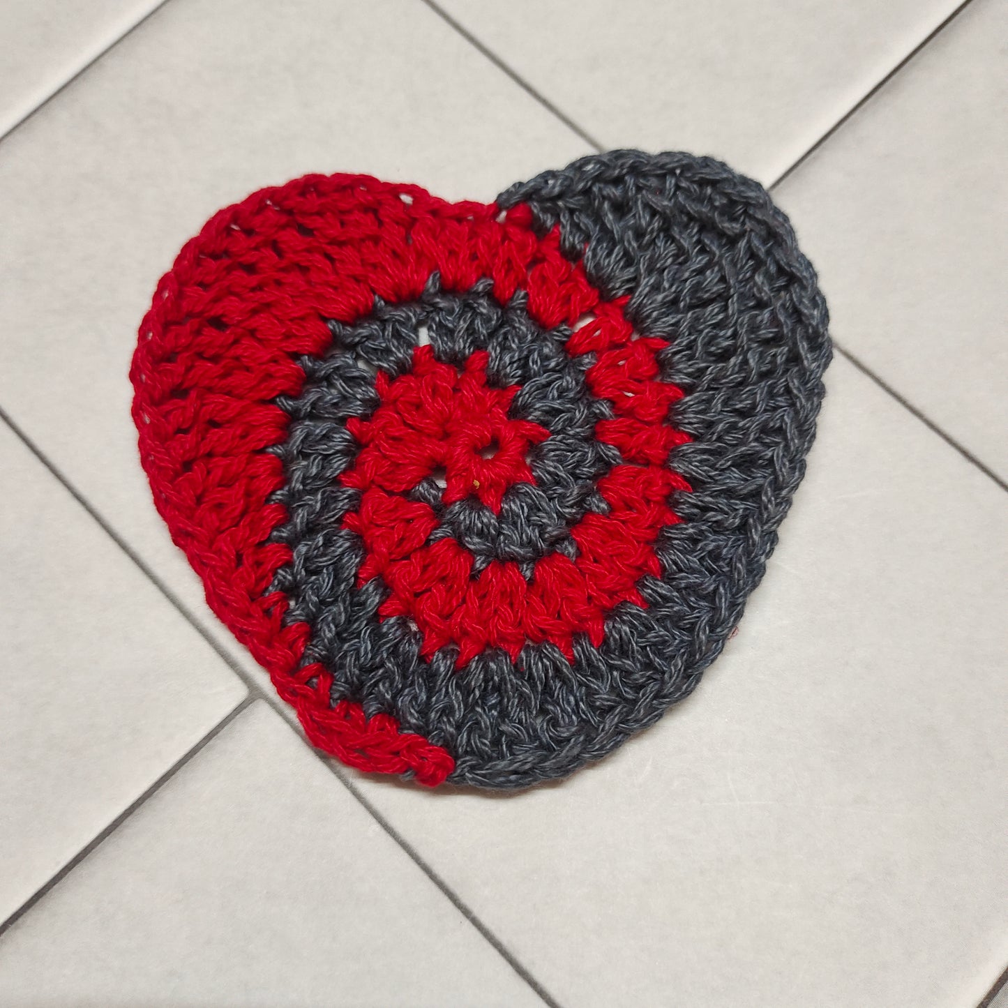 Crochet Heart Coaster Set : Spiral Design for Coffee & Tea Cups