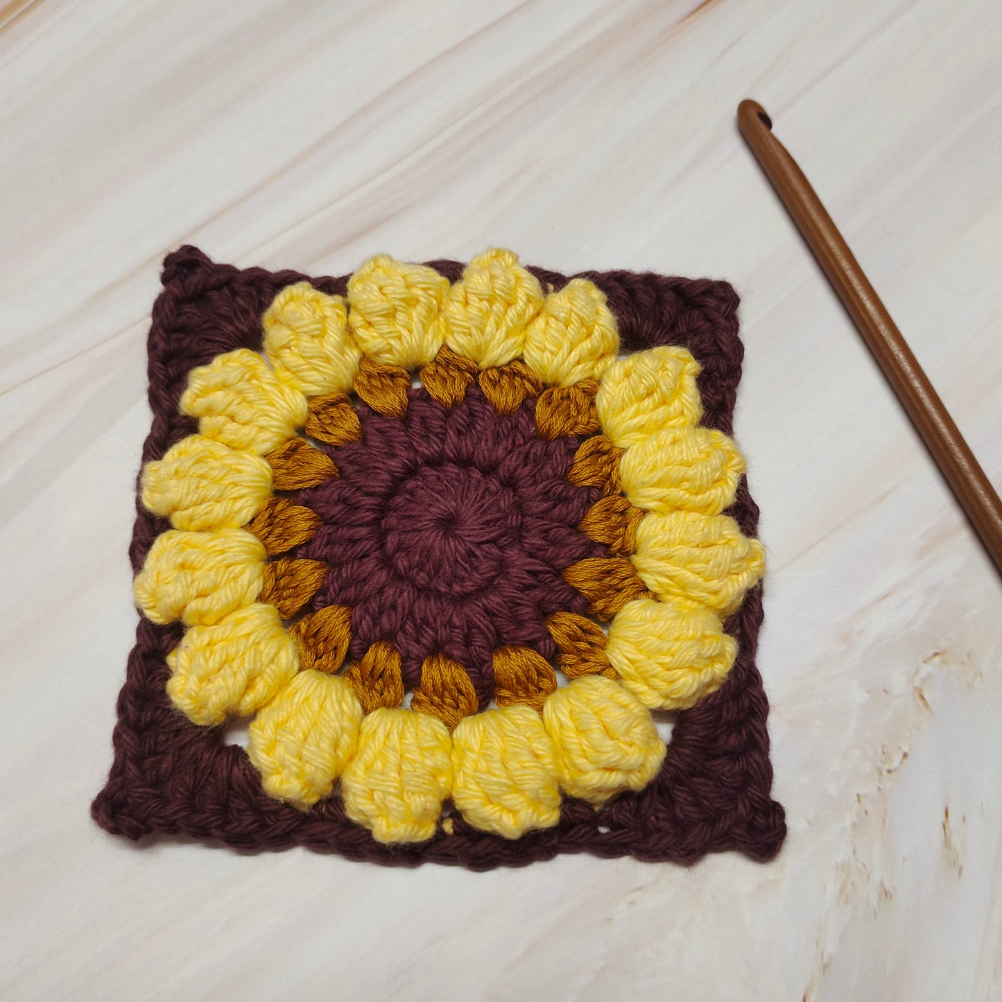 Crochet sunflower square coasters : perfect for tea & coffee cups.