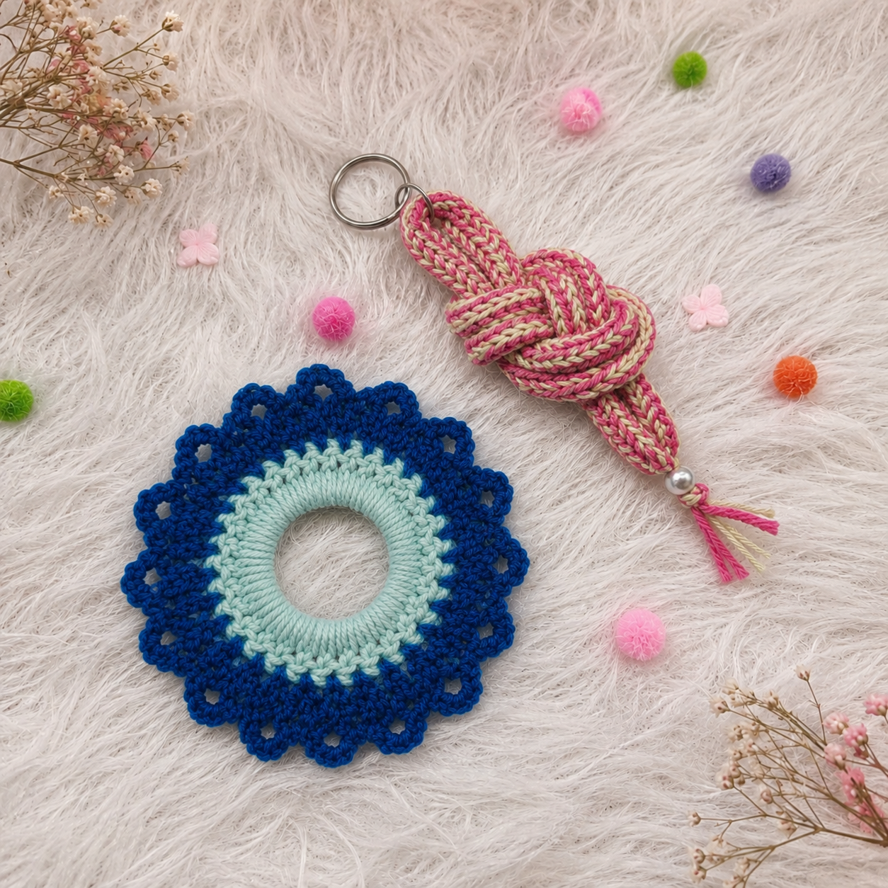 Crochet Scrunchie & Celtic Knot Keychain : perfect handmade gift set
