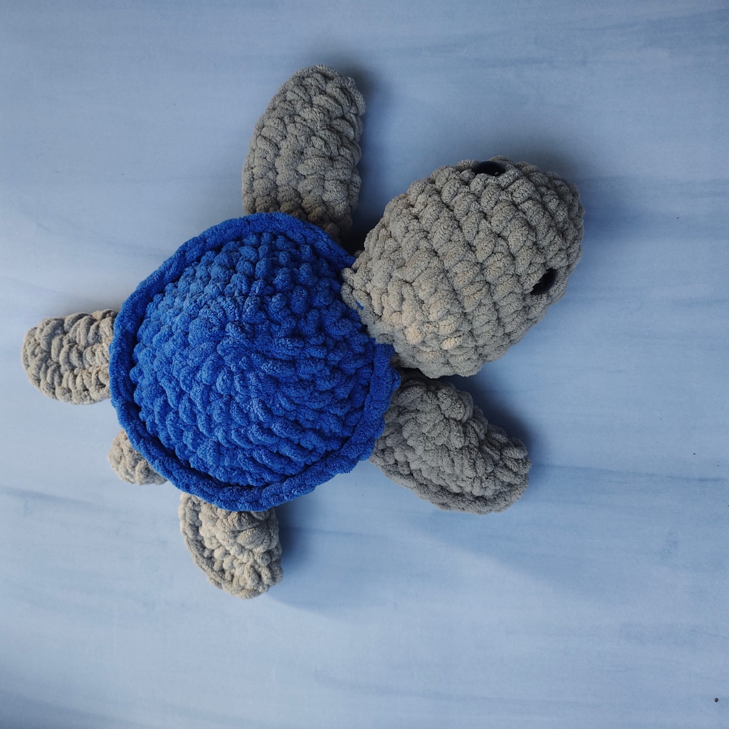 Crochet turtle : soft & cuddly toy