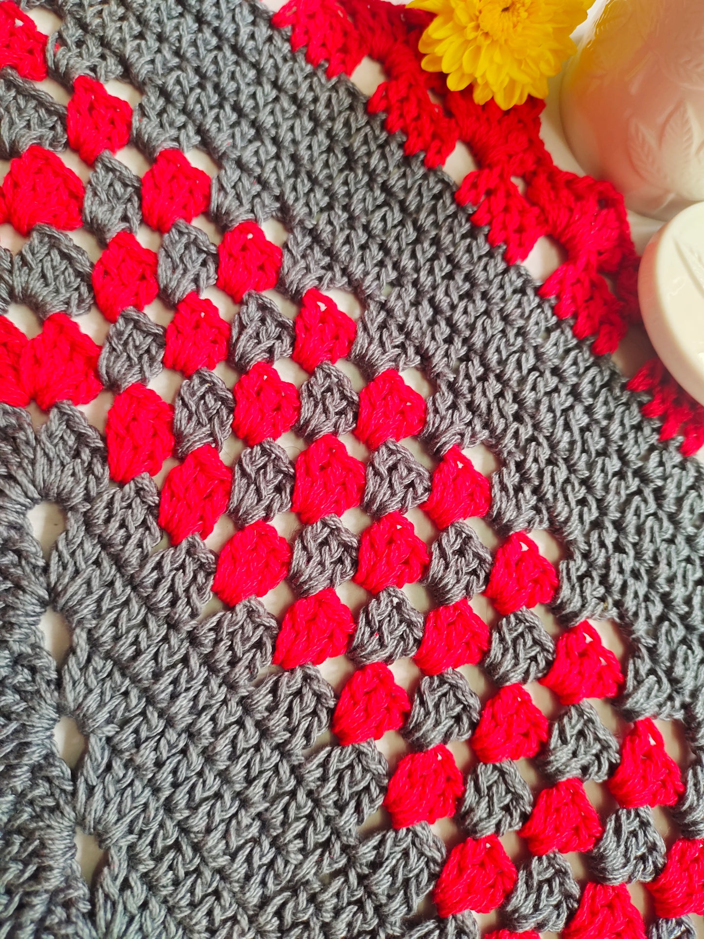 Crochet oval table mat : Elegant home decor